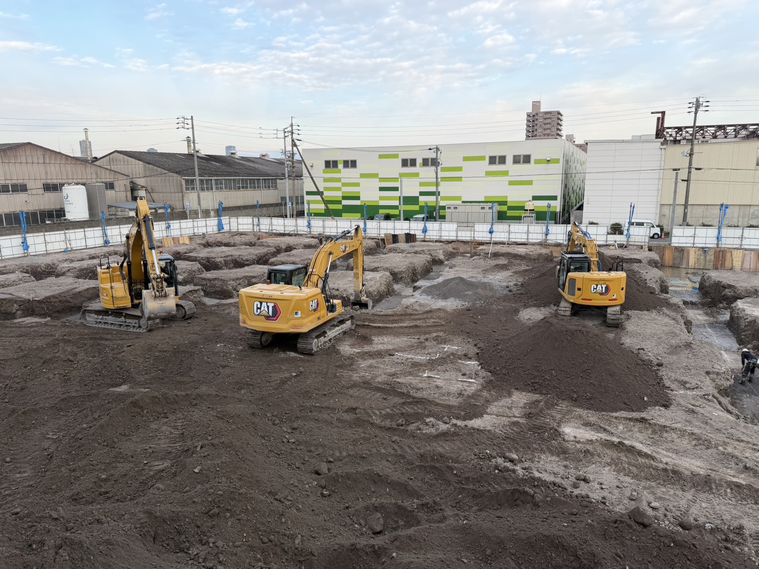 名古屋市内 コーナンプロ土工事